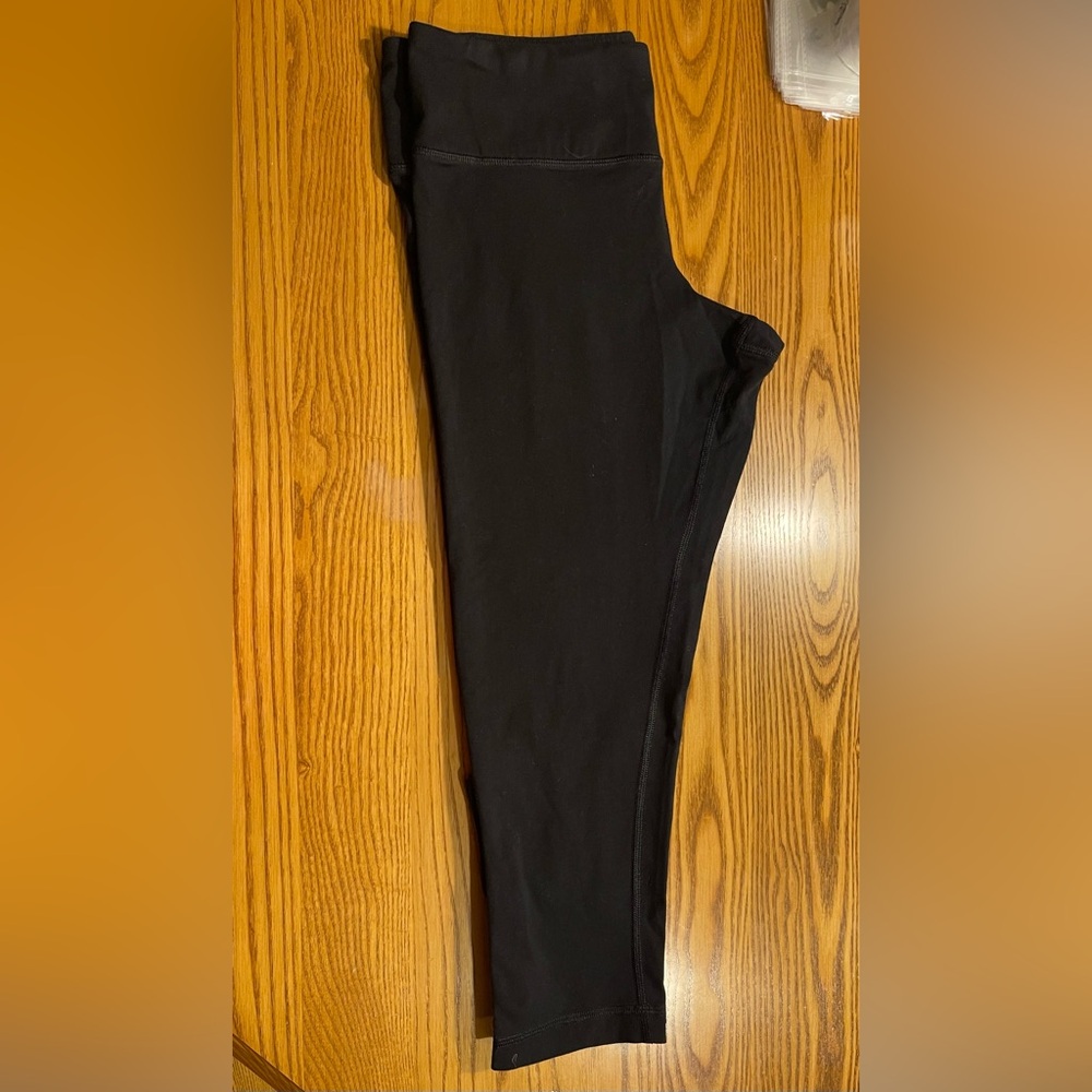 Black cropped Leggings by soma